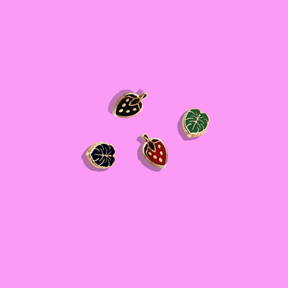 Studs 14K Yellow Gold and Enamel