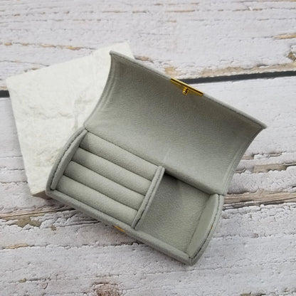 Portable For Granular Velvet Jewelry Box